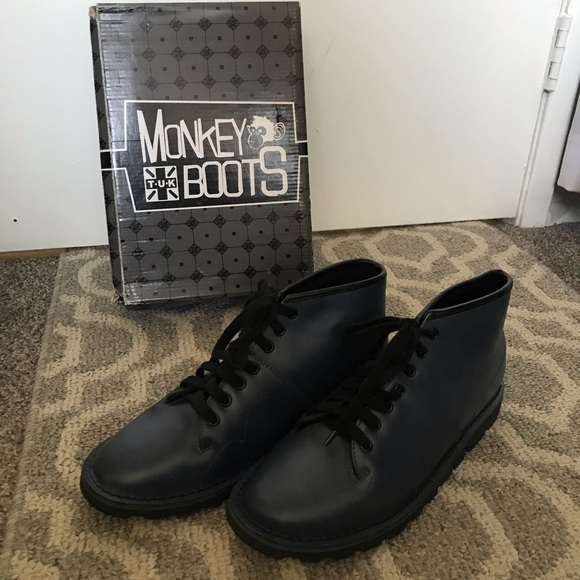 tuk monkey boots
